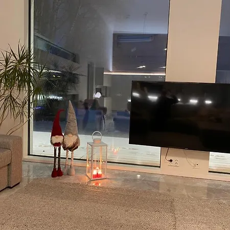 Aurora Solis Stone * Ροβανιέμι